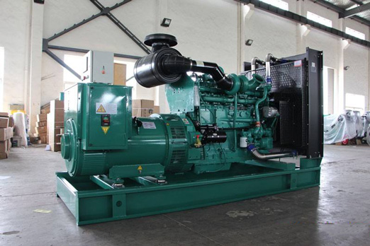 张家港320kw康明斯柴油发电车出租组图片 张家港320kw康明斯柴油发电车出租组图片